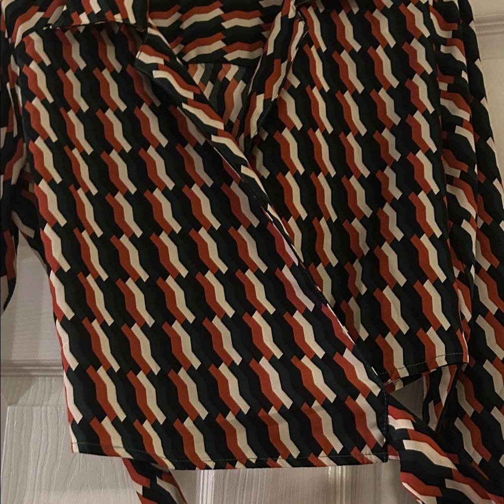 Dress Forum Multicolor Zigzag Button Down Shirt - Picture 2 of 12